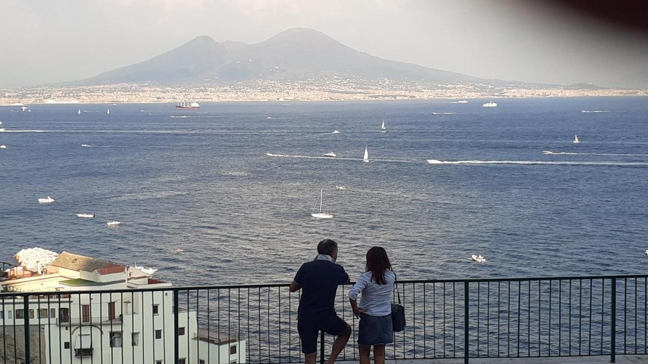 La Dependance Di Marcello Napoli Centro Hotel Buitenkant foto